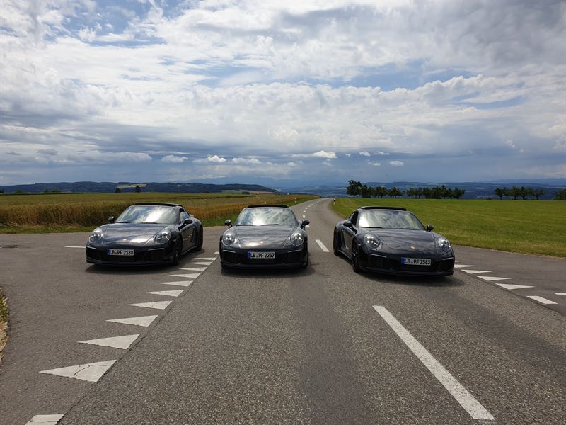 Porsche 911 lineup — close detail