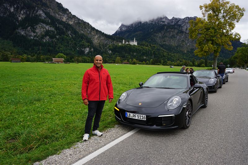 Porsche 911 GTS — hotel detail