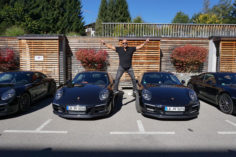 Porsche 911 — Alpine drive